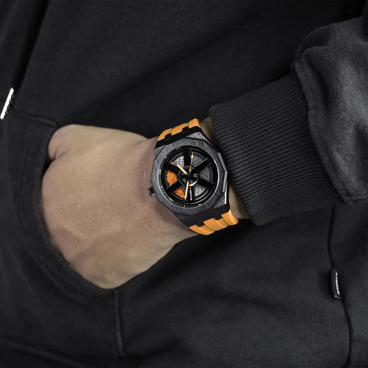 Nismo GTR Enthusiast Silicone Rim Watch: Durable Quartz Movement, Sapphire Glass